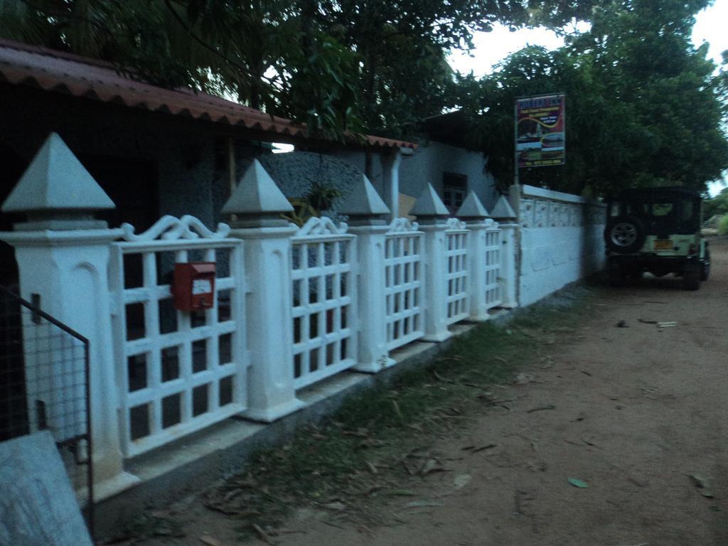 Robert Inn Dambulla Εξωτερικό φωτογραφία