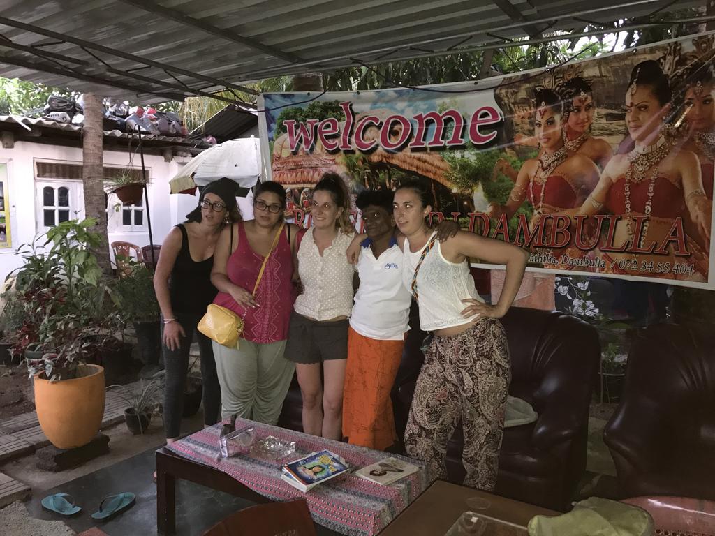 Robert Inn Dambulla Εξωτερικό φωτογραφία